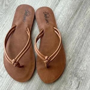 Volcom minimalistic flip flops NWT SZ 8